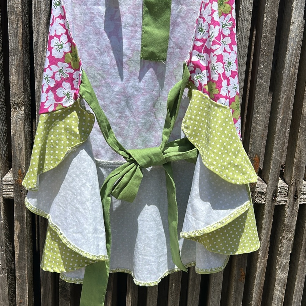 Laura Ashley chef apron hot pink green and white floral print 100% cotton 32” - Picture 7 of 9